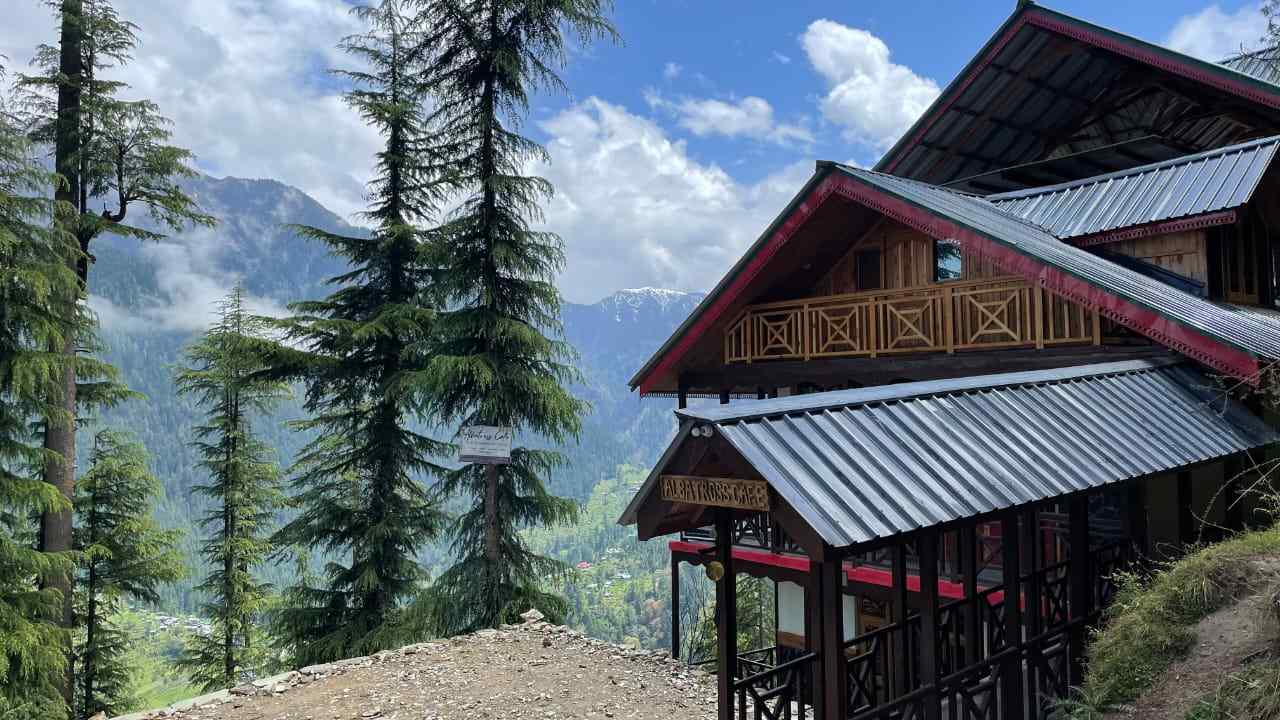 The Nestling Retreat, Jibhi Himachal Pradesh | video