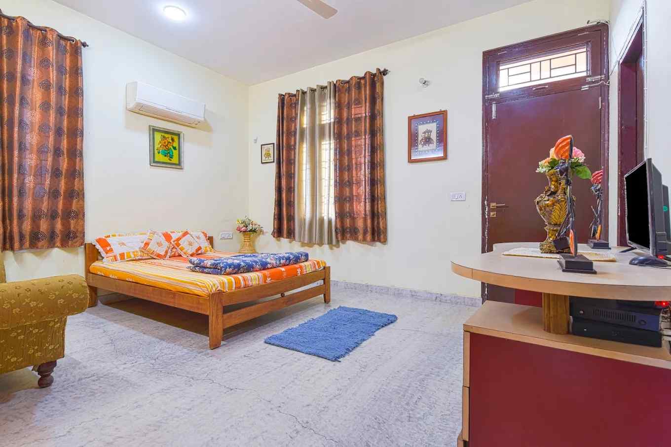 Golden Villa-image-3