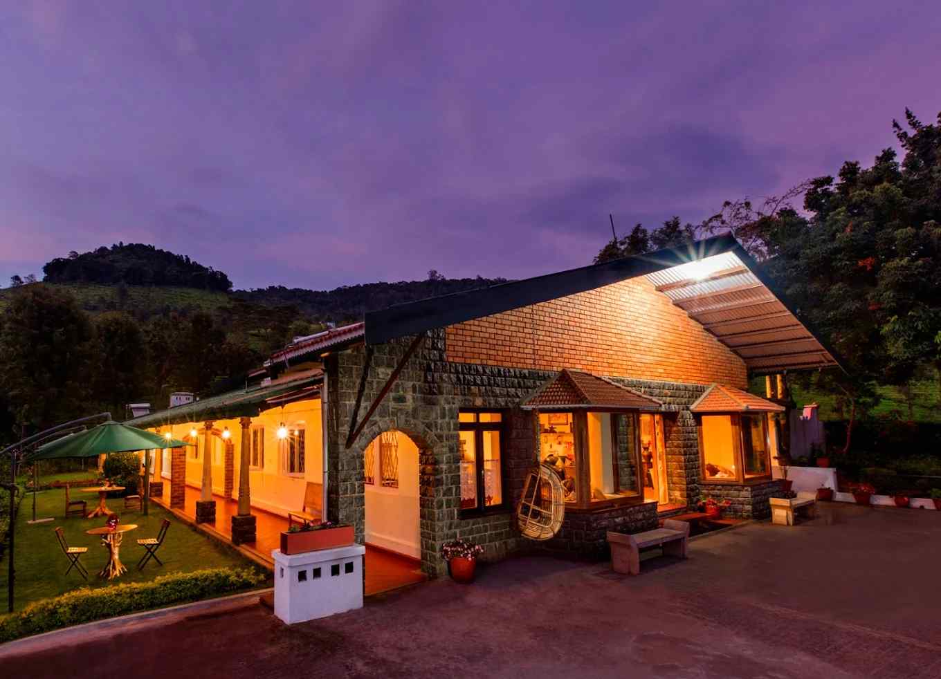 The Brew Bungalow, Coonoor Tamil Nadu | video