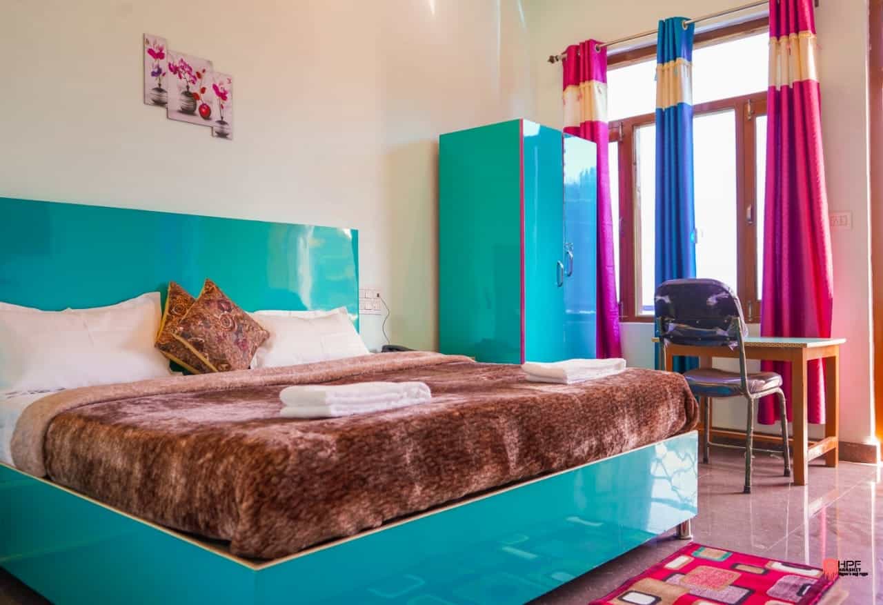 Royal Retreat Homestay-image-2