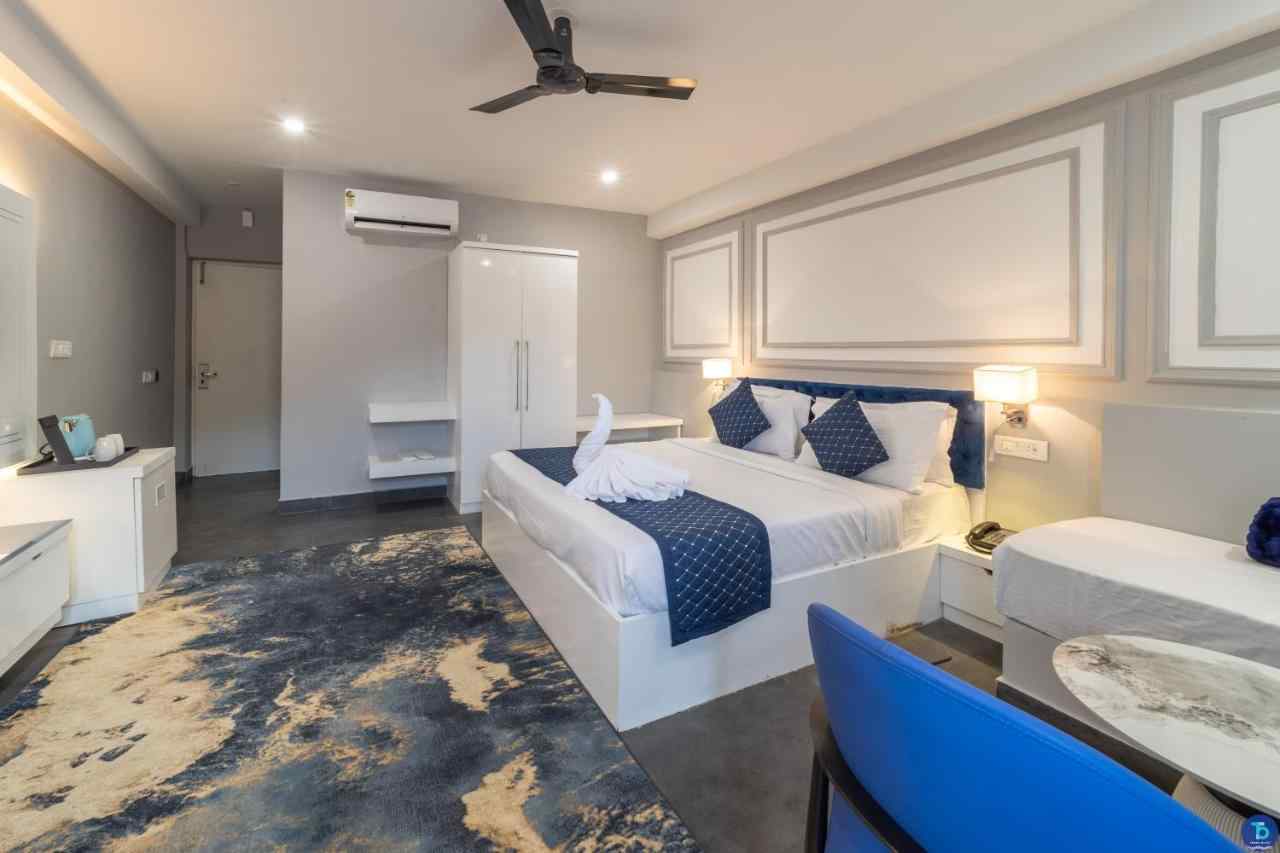 Lake View Retreat-image-2