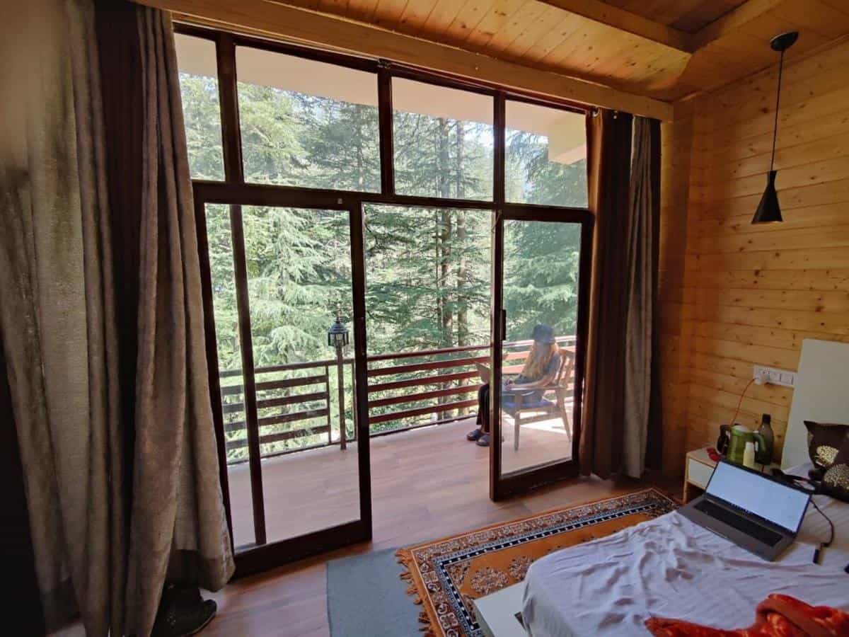 Forest Edge Residence-image-2