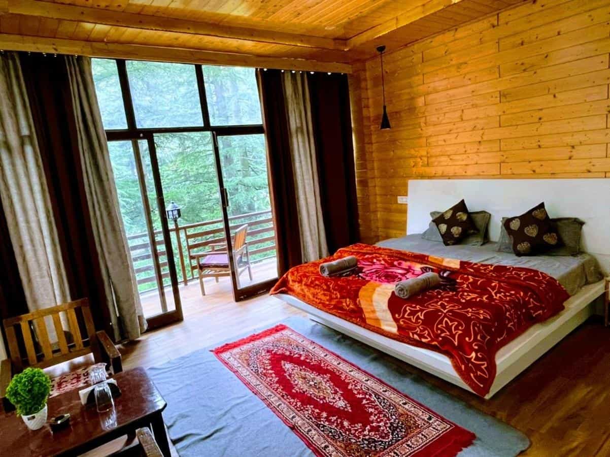 Forest Edge Residence-image-3