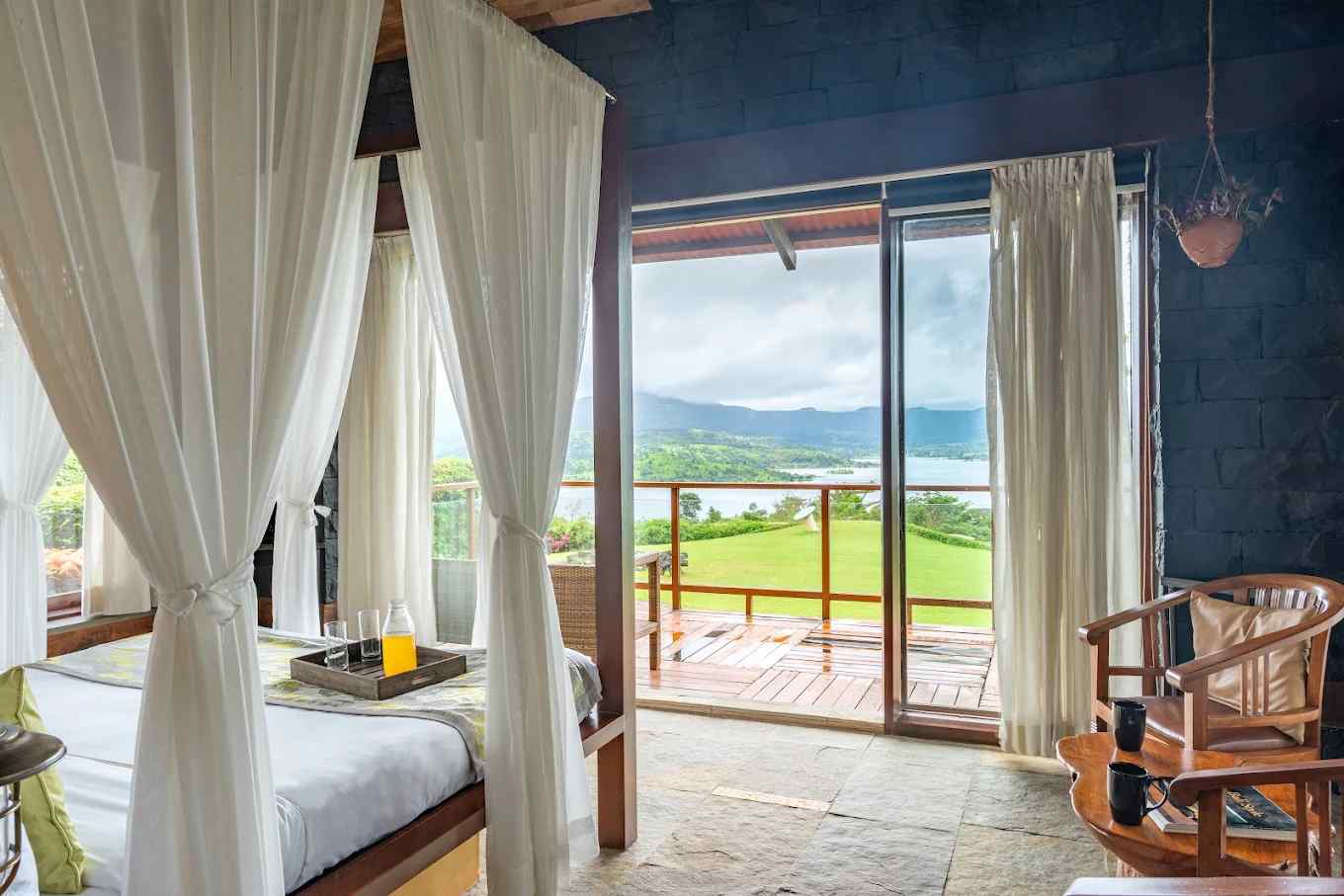 Lagoon Crest Resort-image-1