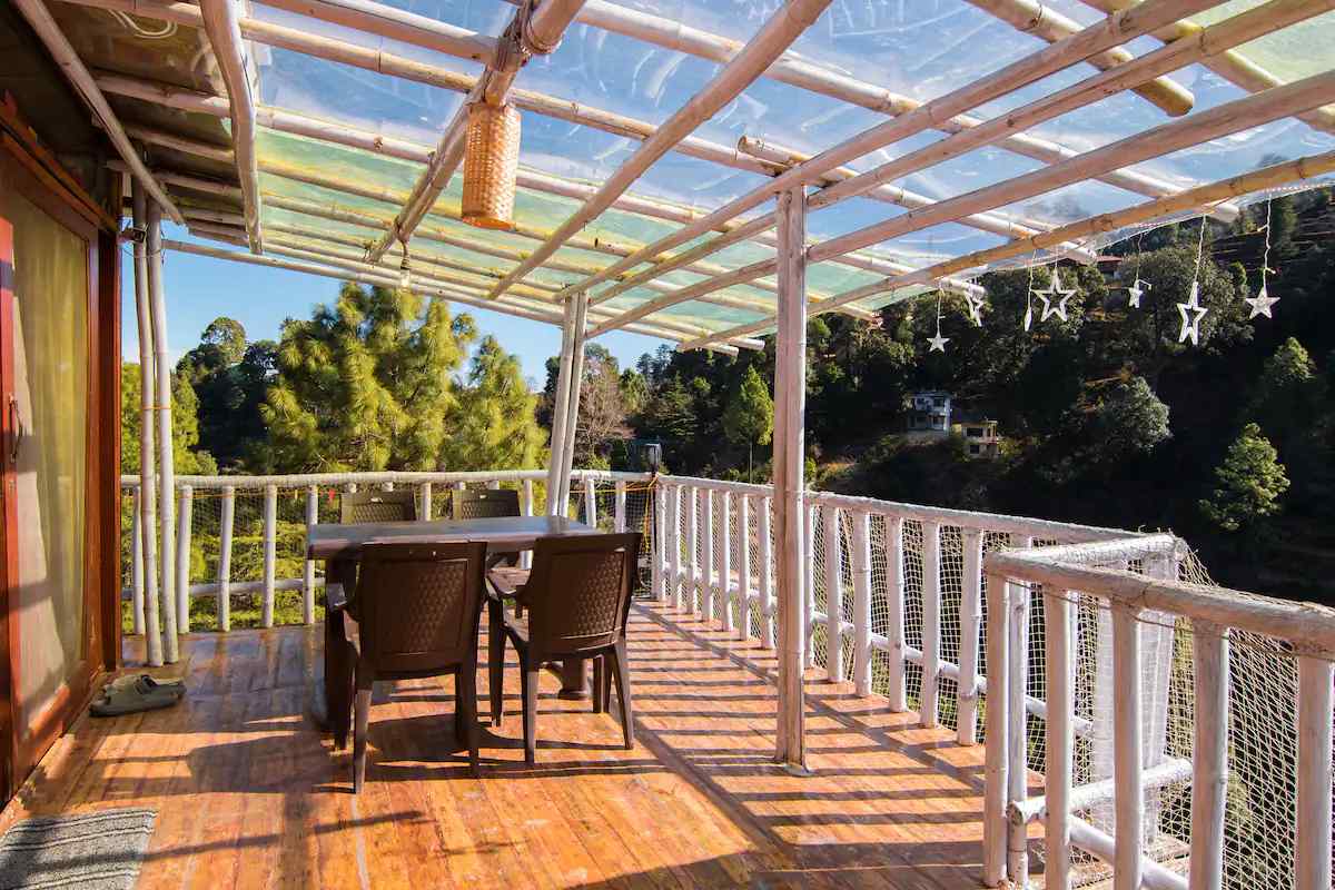 Hillside Treehouse-image-1