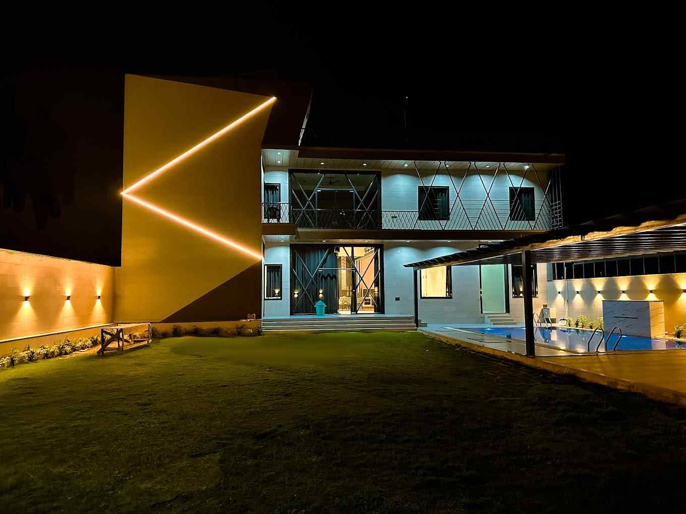 The Courtyard Retreat-image-3