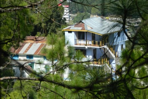 Whispering Clouds Inn, Dalhousie Himachal Pradesh | video