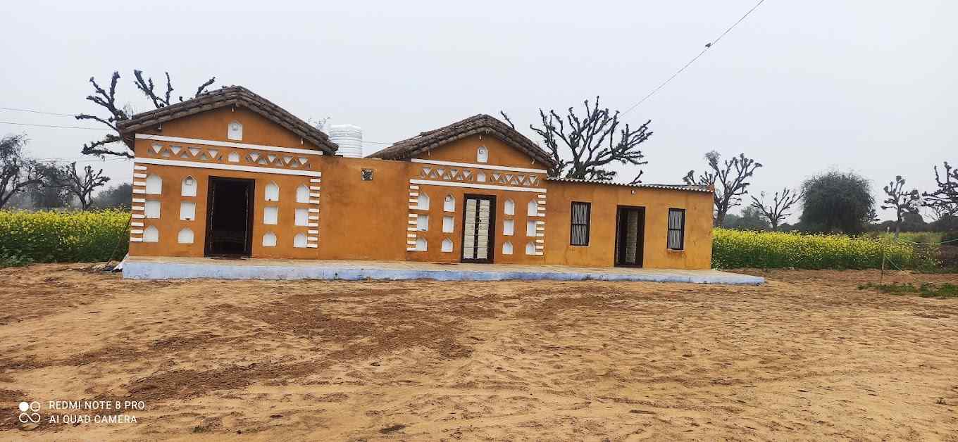 Village Peace Farmstay, Mandawa Rajasthan | video