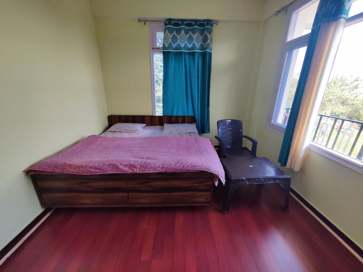 Queen of Hills Abode-image-2