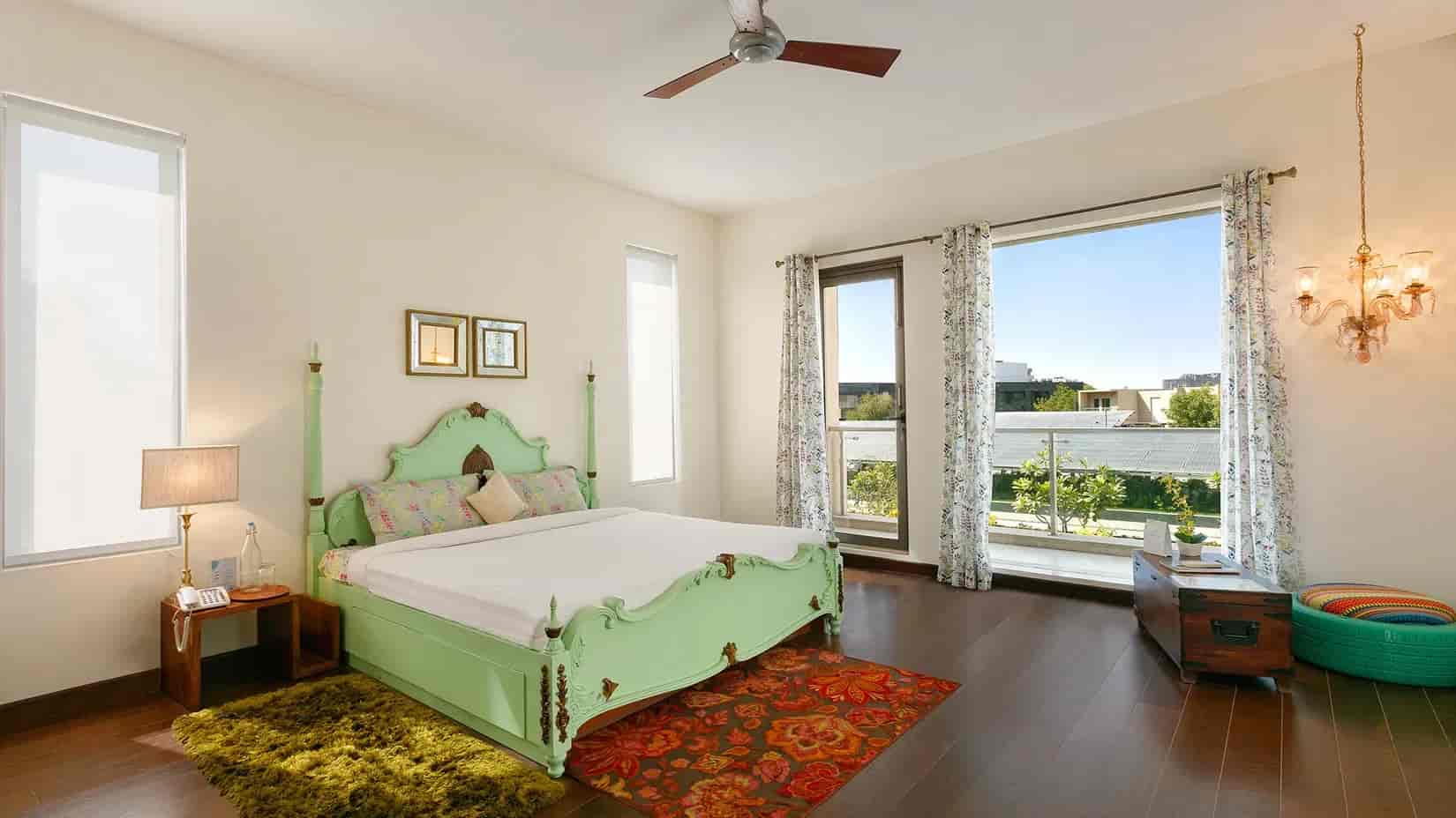 The Ultimate Lakeside Weekend Experience-image-2