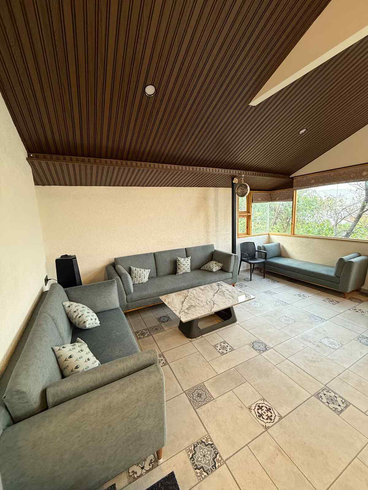 PanoraLake Retreat-image-1