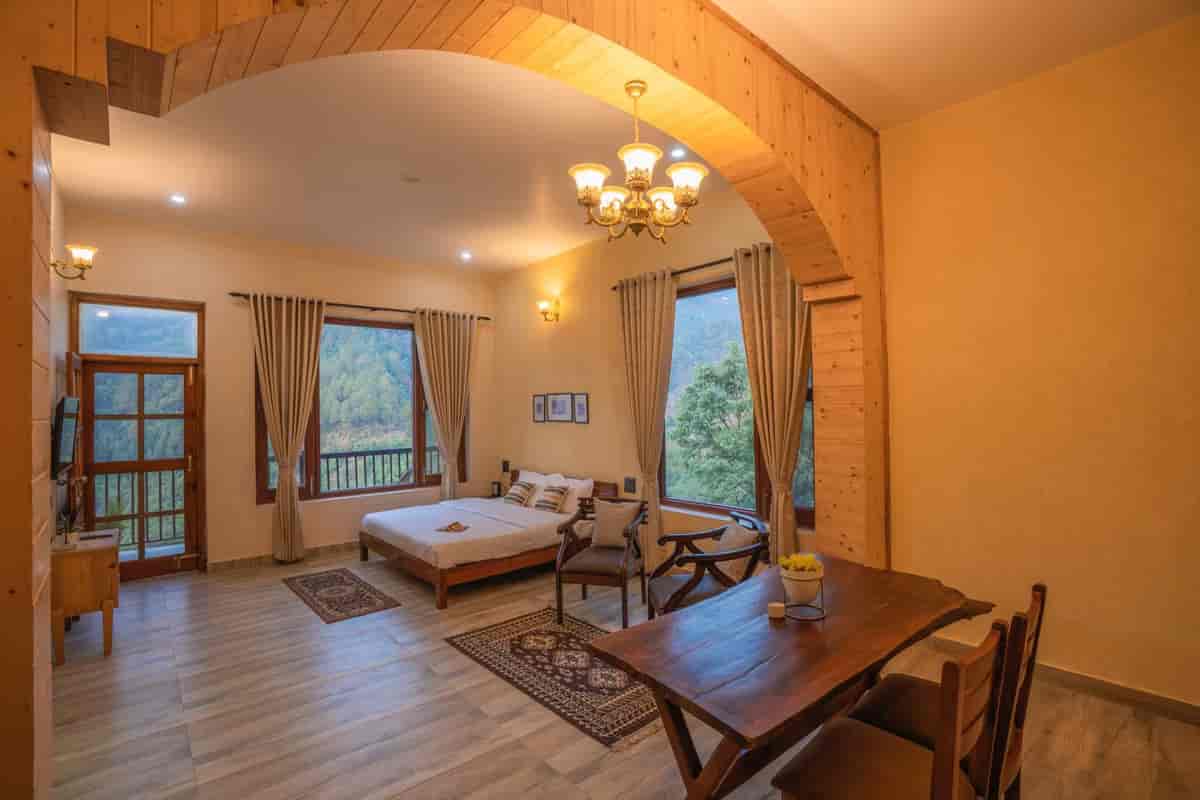 Boutique Mountain Workation Stay in Ramgarh-image-1