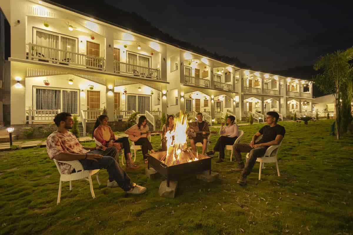 Premium Riverfront Experience with Pool & Games-image-3