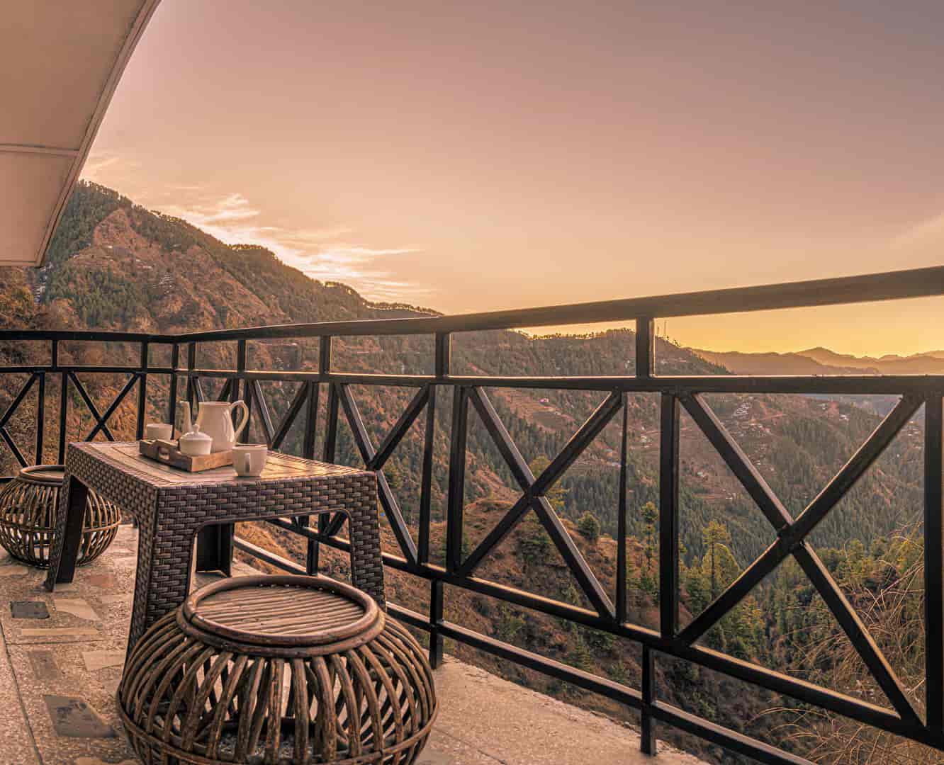 Hillside retreat in Narkanda-image-3