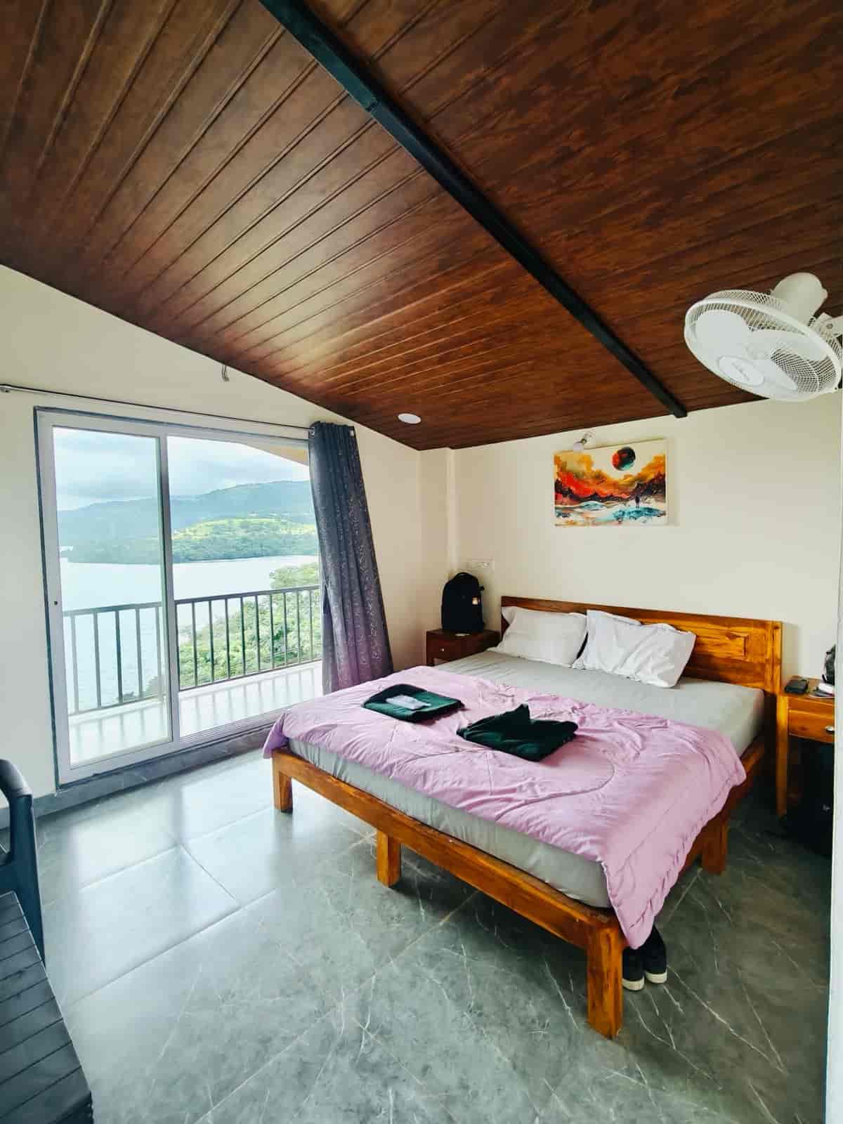 Romantic Stay by the River & the Hills-image-2