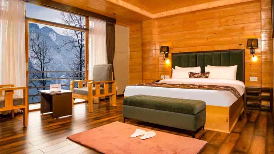 Luxury Mountain View Stay in Lachung-image-3
