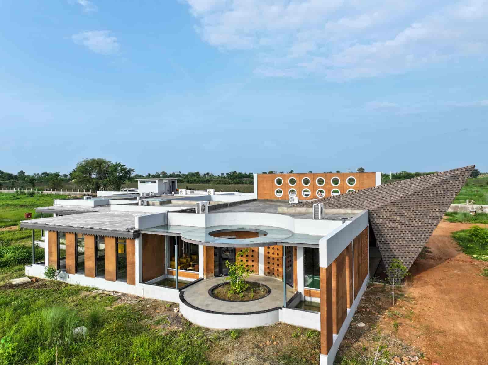 Premium Jungle Escape near Kolara Gate-image-1