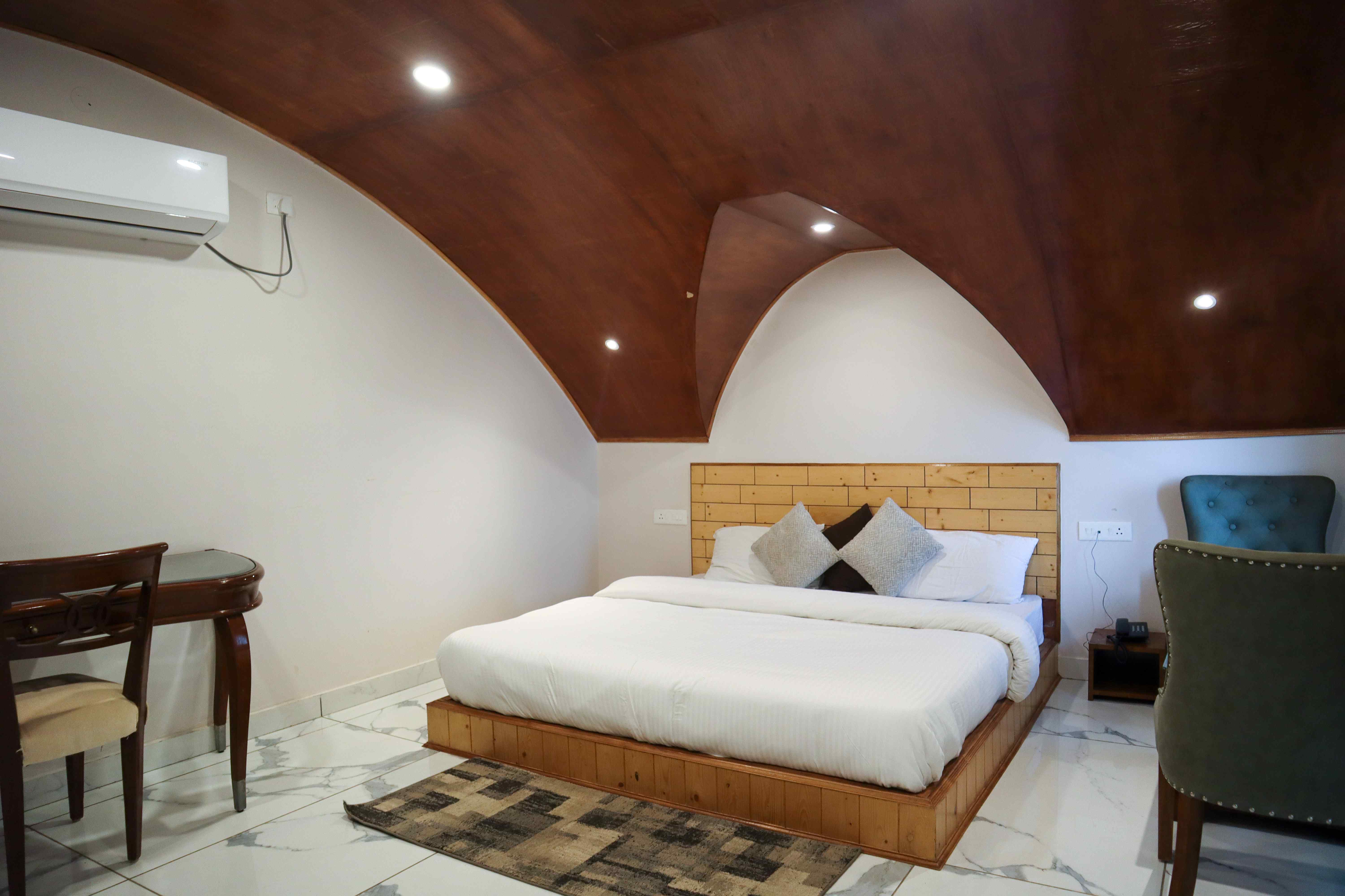 Valley Facing Nature Cottage Experience-image-2