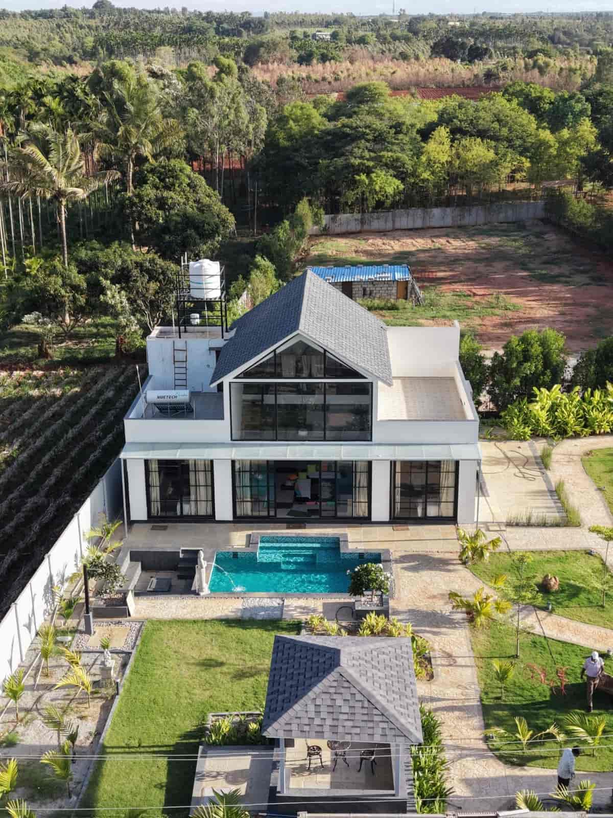 Aesthetic Private Pool Retreat near Bengaluru Airport-image-1