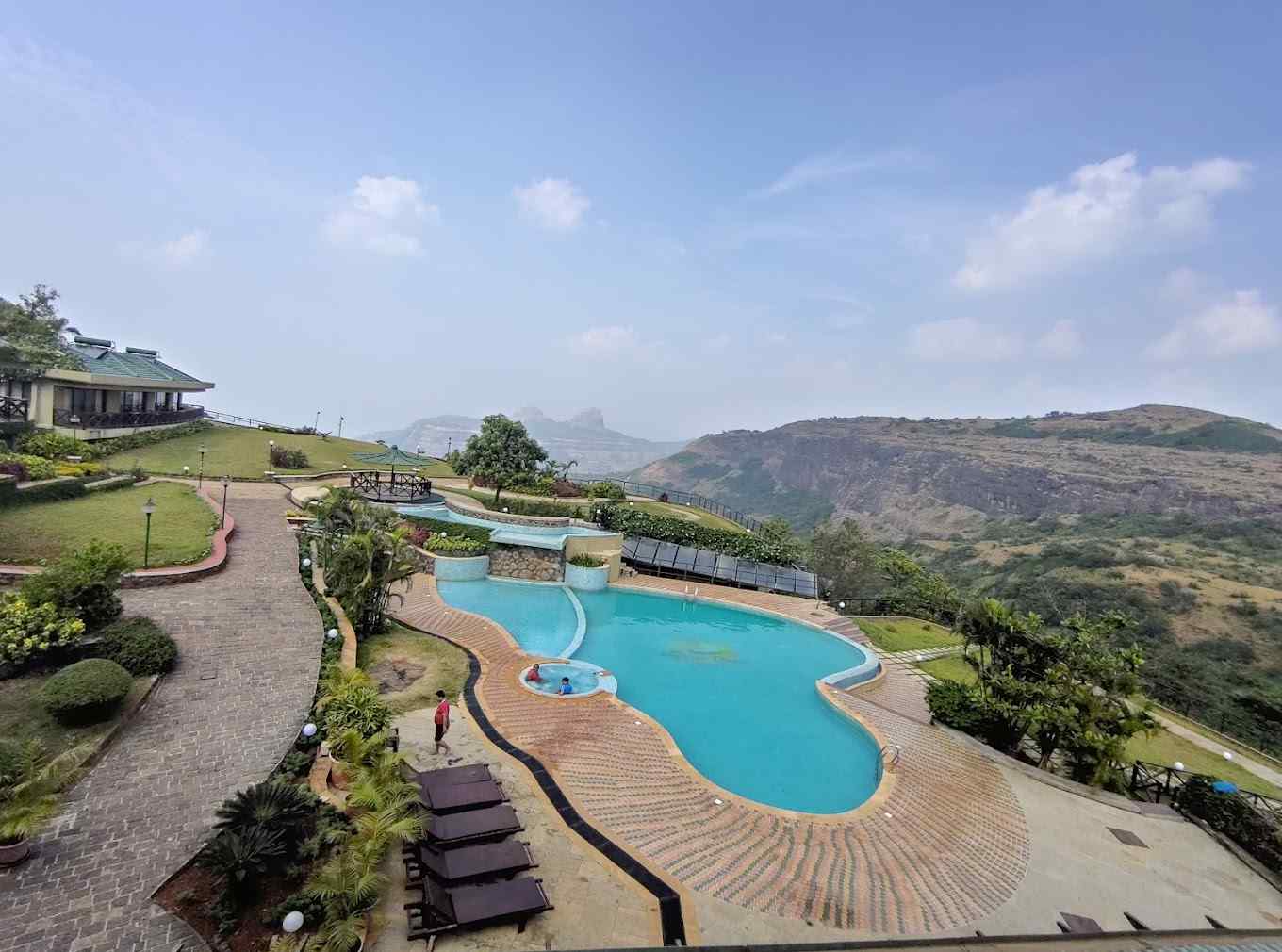 UD Valley View Retreat, Lonavala Maharashtra | video