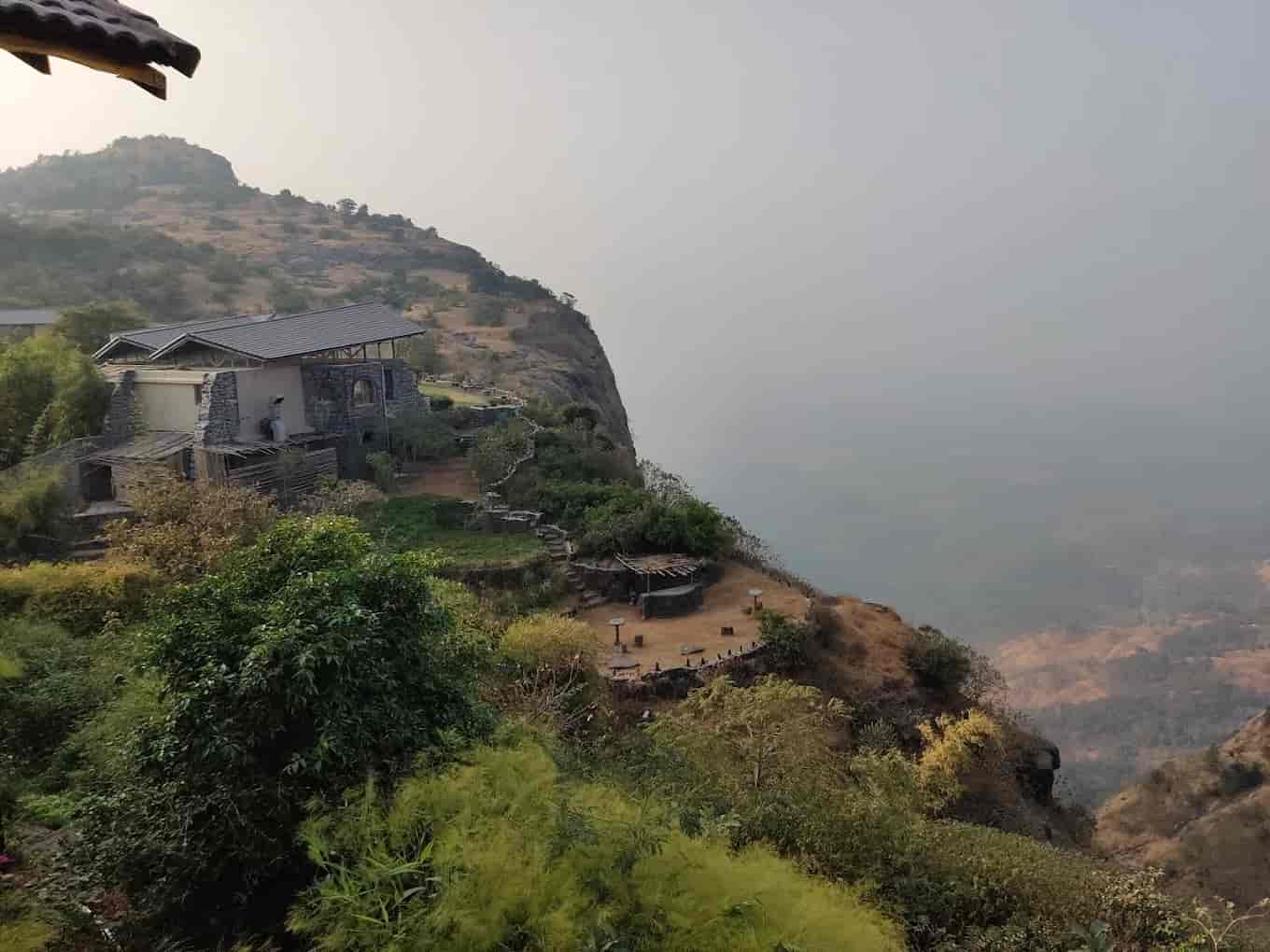 Boutique Mountain Stay with Infinity Pool-image-1