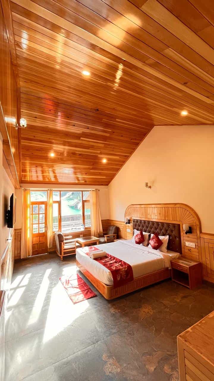 Ridgecrest Inn-image-3
