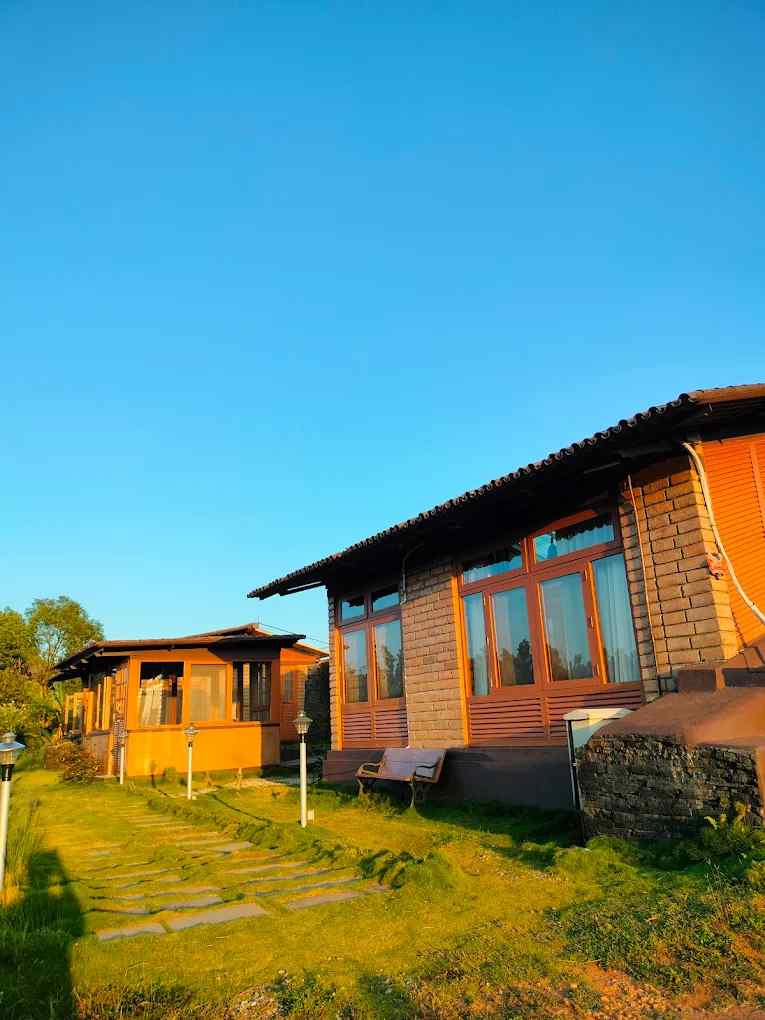 Breeze Retreat, Agani Karnataka | video