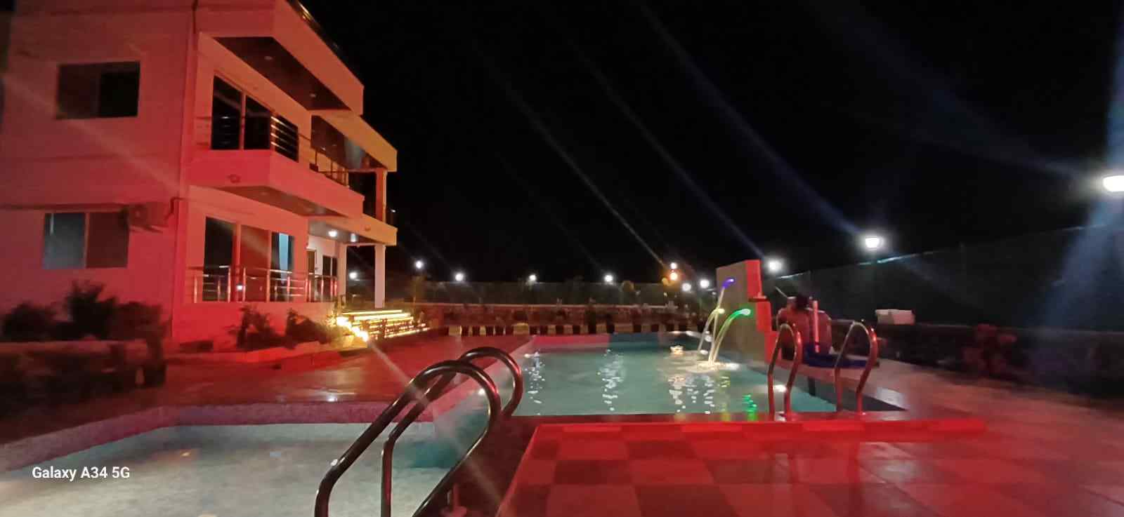 Golden Horizon Villa-image-3