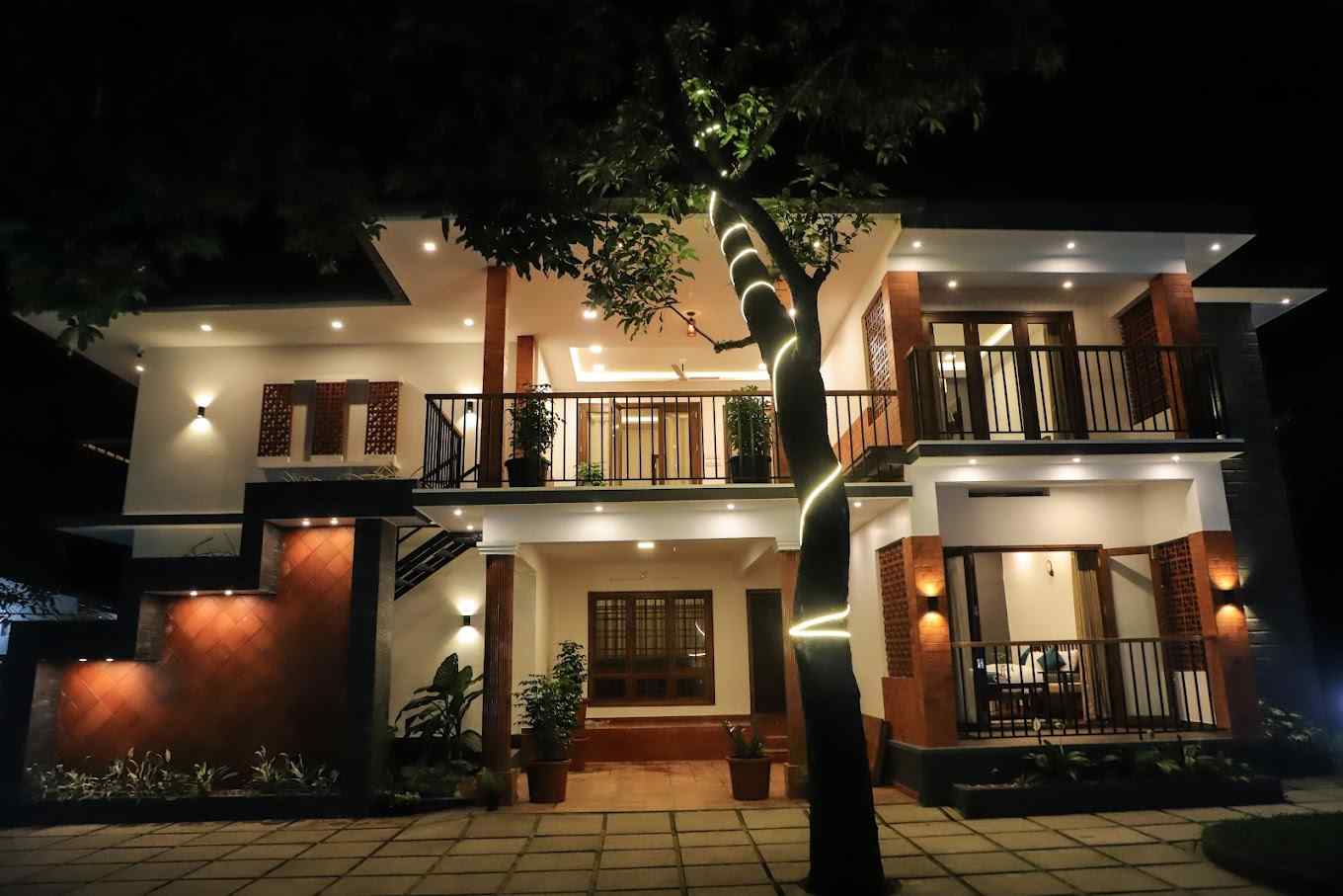 TropiNest Villa-image-1