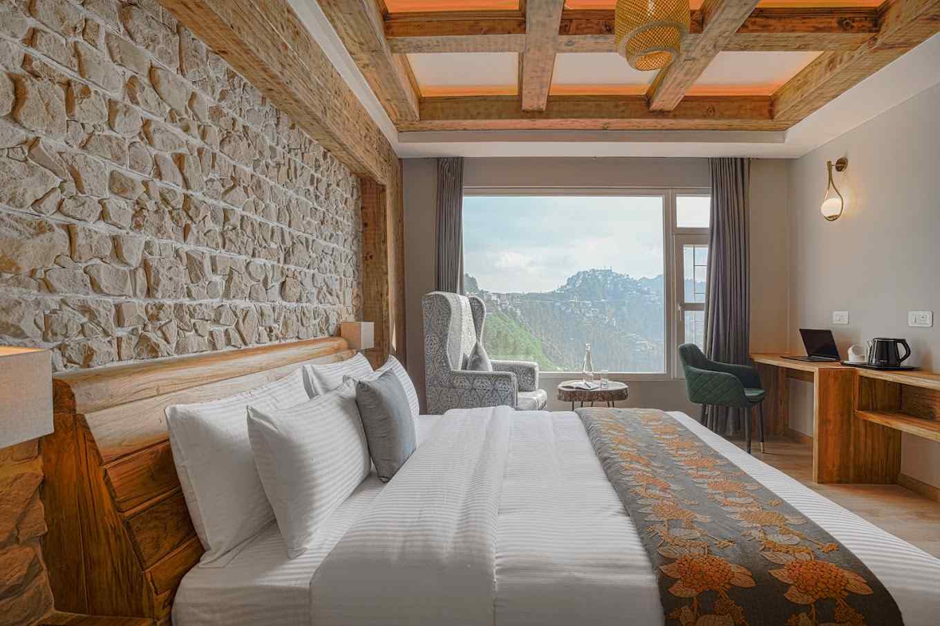 Sunset Valley Retreat, Shimla Himachal Pradesh | video