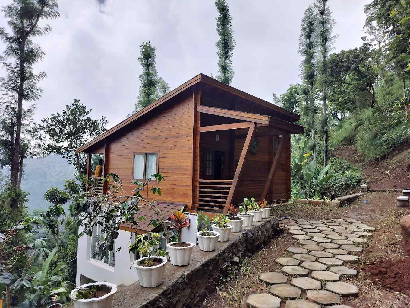 Forest Echo Haven, Kodaikanal Tamil Nadu | video