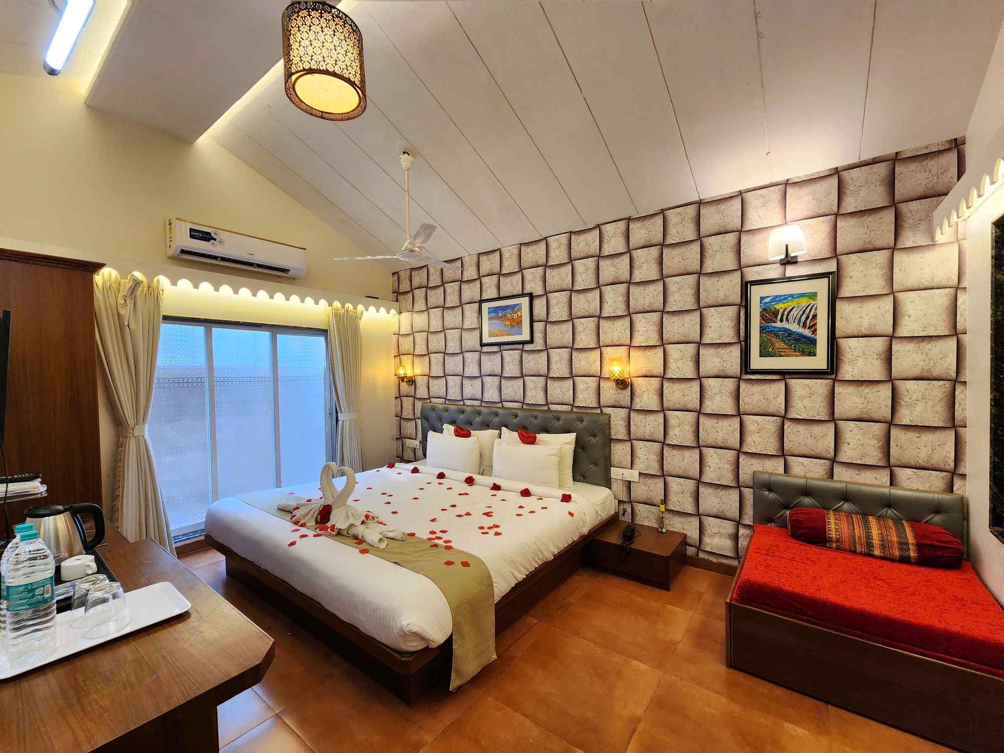 Hillspire Retreat-image-3